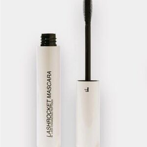 LASHROCKET MASCARA
WITH LASH ENHANCING PEPTIDES